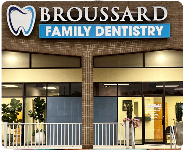 Dentist in Harvey, LA - Family & Cosmetic Dental 70058