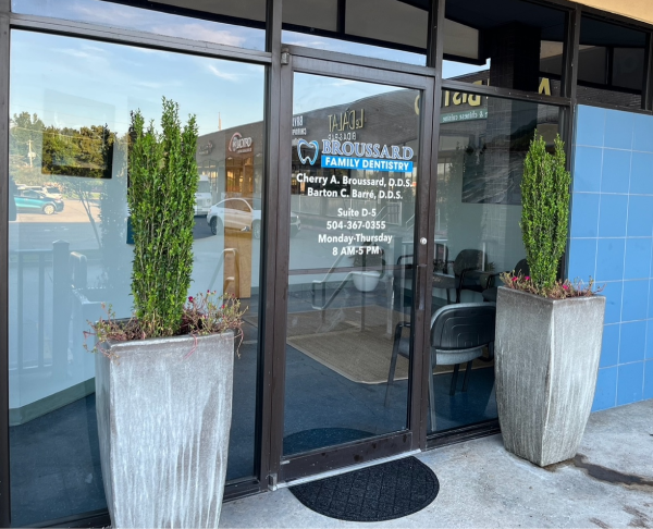 Dentist in Harvey, LA - Family & Cosmetic Dental 70058